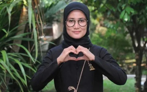Baju Adat Baduy Dipakai Jokowi, Bupati Lebak Reaksi