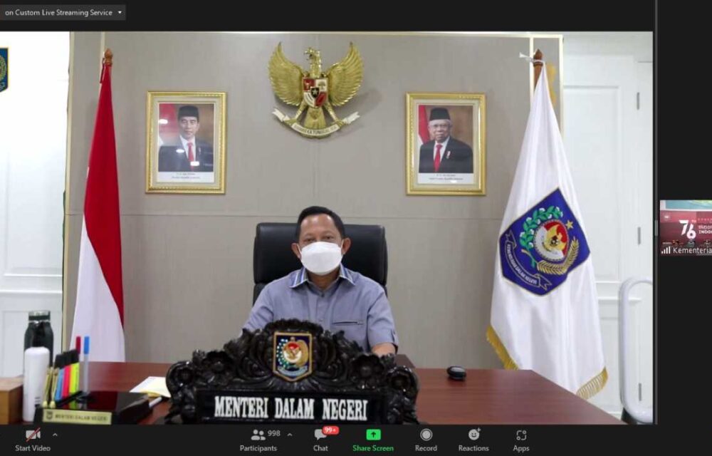 Mendagri Ajak Seluruh Elemen Masyarakat Bergandengan Tangan Hadapi Pandemi