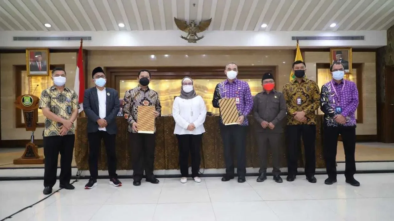 KPK Apresiasi Penyerahan Aset Jaringan SL Kota Oleh Perumdam TKR