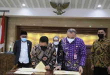 Serah Terima Jaringan Perpipaan Perumdam TKr ke Perumda Tirta Banteng