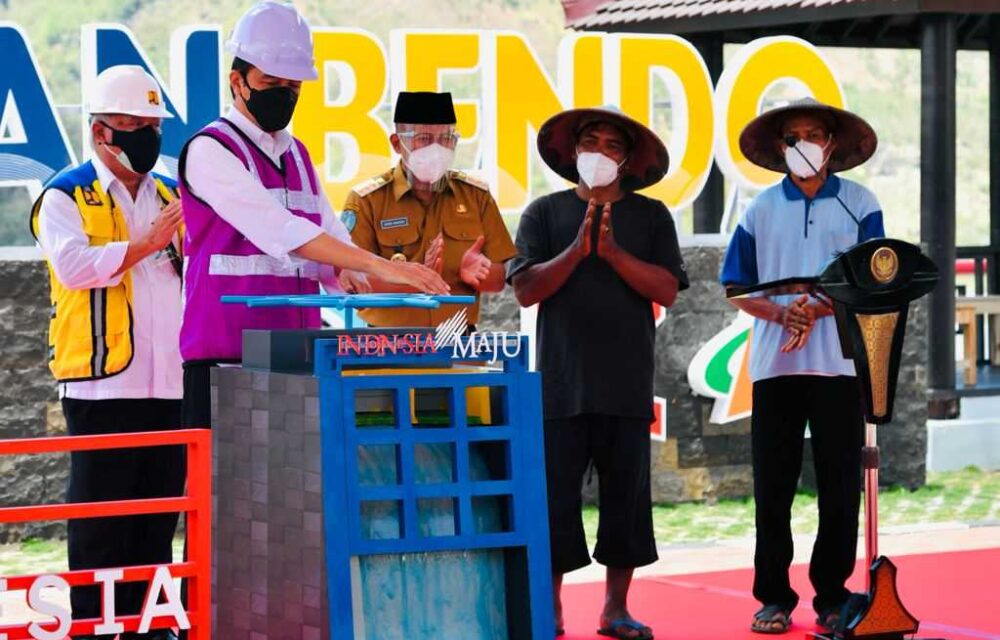Presiden Targetkan 70 Persen Penduduk Dapat Suntikan Vaksin Di Akhir Tahun