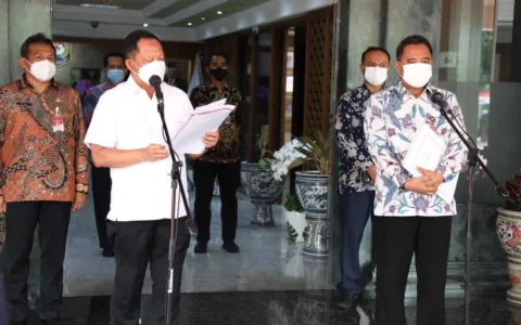 Mendagri Umumkan Tim Seleksi Calon Anggota KPU dan Bawaslu RI Periode 2022-2027