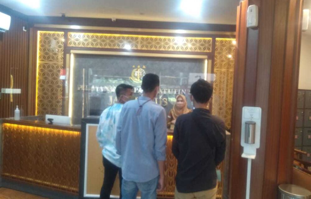 Dituding Melakukan Kecurangan, Mahasiswa Laporkan Walikota Cilegon Ke Kejagung