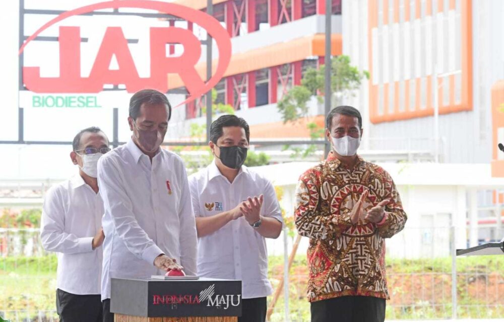 Presiden Jokowi Bersama Menteri Bumn Resmikan Pabrik Biodiesel