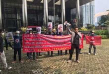 Mahasiswa Minta Kpk Panggil Direktur Perusda Teluk Bintuni
