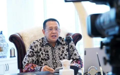Bamsoet Raih Teropong Democracy Award 2021 Kategori National Figure