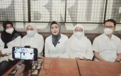 INSPIRATIF…Komunitas Raslina Rashidin Peduli Warga Miskin