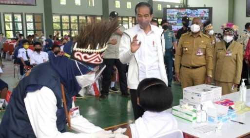 Jokowi Apresiasi Antusiasme Masyarakat Papua Barat Ikuti Vaksinasi Covid-19