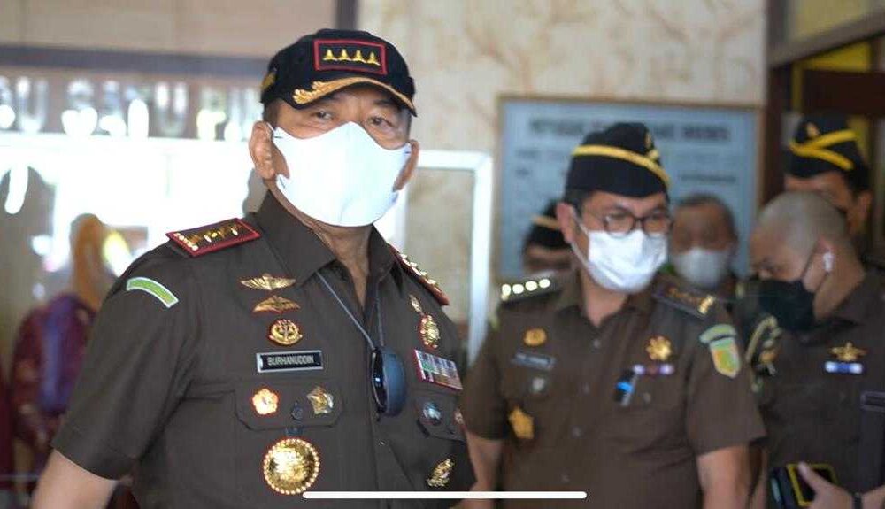 Kalah Dipraperadilan, Kejagung Ancam Copot Kejari Kuansing