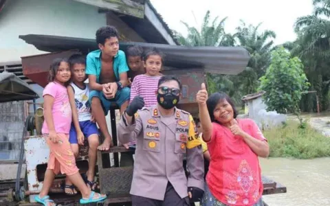 Istri Viral Joget Tik Tok, Ini Keseharian Kapores Tebing Tinggi