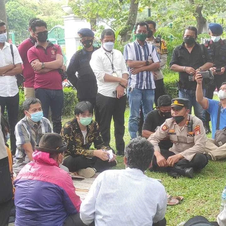 MANTAP…Kantor Staf Presiden Terima Aduan Petani Indramayu