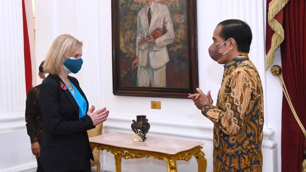 MANTAP...!Presiden Jokowi Bahas Kerja Sama Strategis Bersama Menlu Inggirs