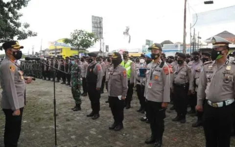 AWAS…Polisi dan TNI Tangerang Kolaborasi Jaga Haul Syeh Abdul Qadir Jailani di Cilongok