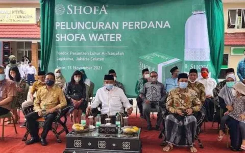 Ketua Umum PBNU Meresmikan Peluncuran dan Peredaran Air Minum