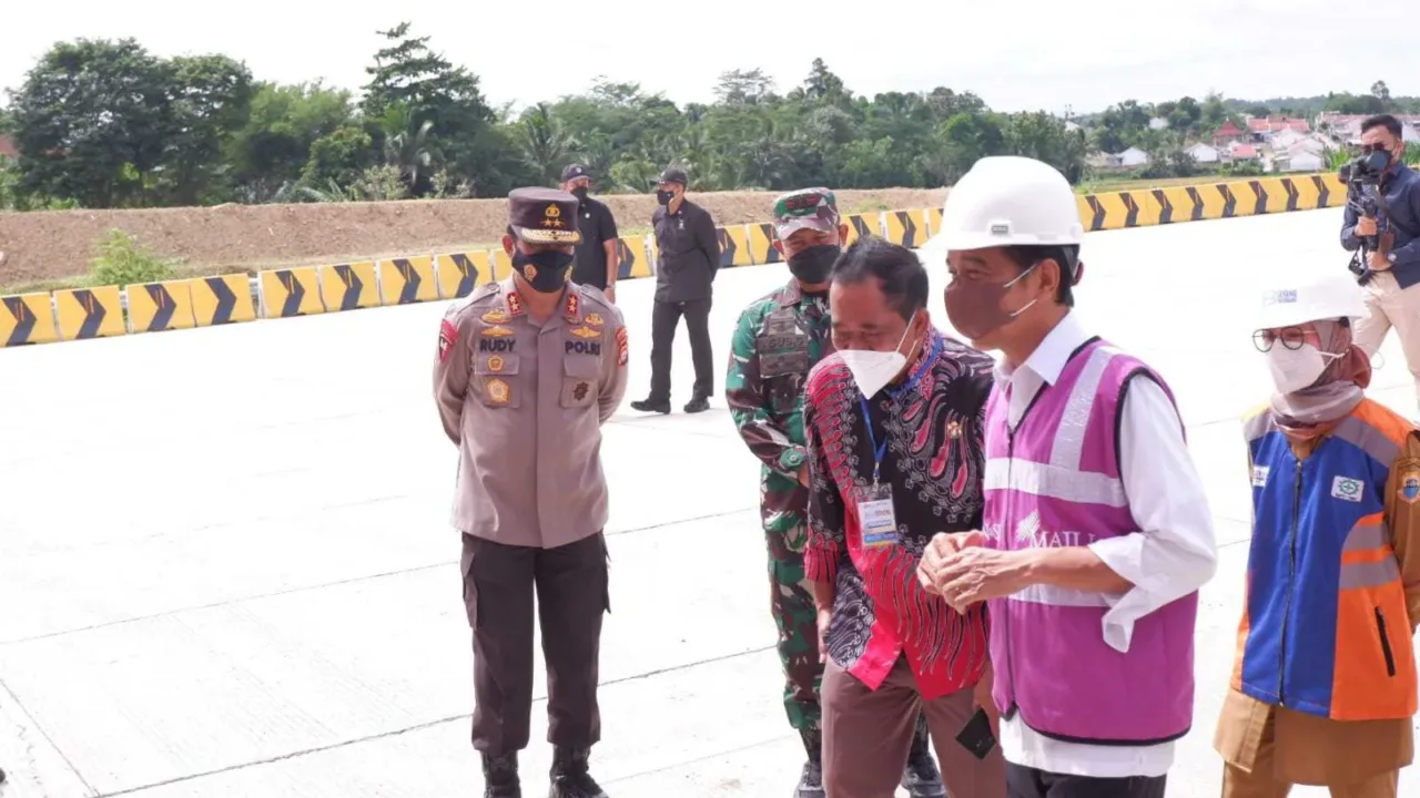 MANTAP…Presiden Jokowi Sebut Tol Serang-Rangkasbitung Tingkatkan Ekonomi Warga