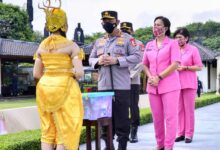 Mantap...!Kapolri Peduli Pekerja Seni Di Yogyakarta