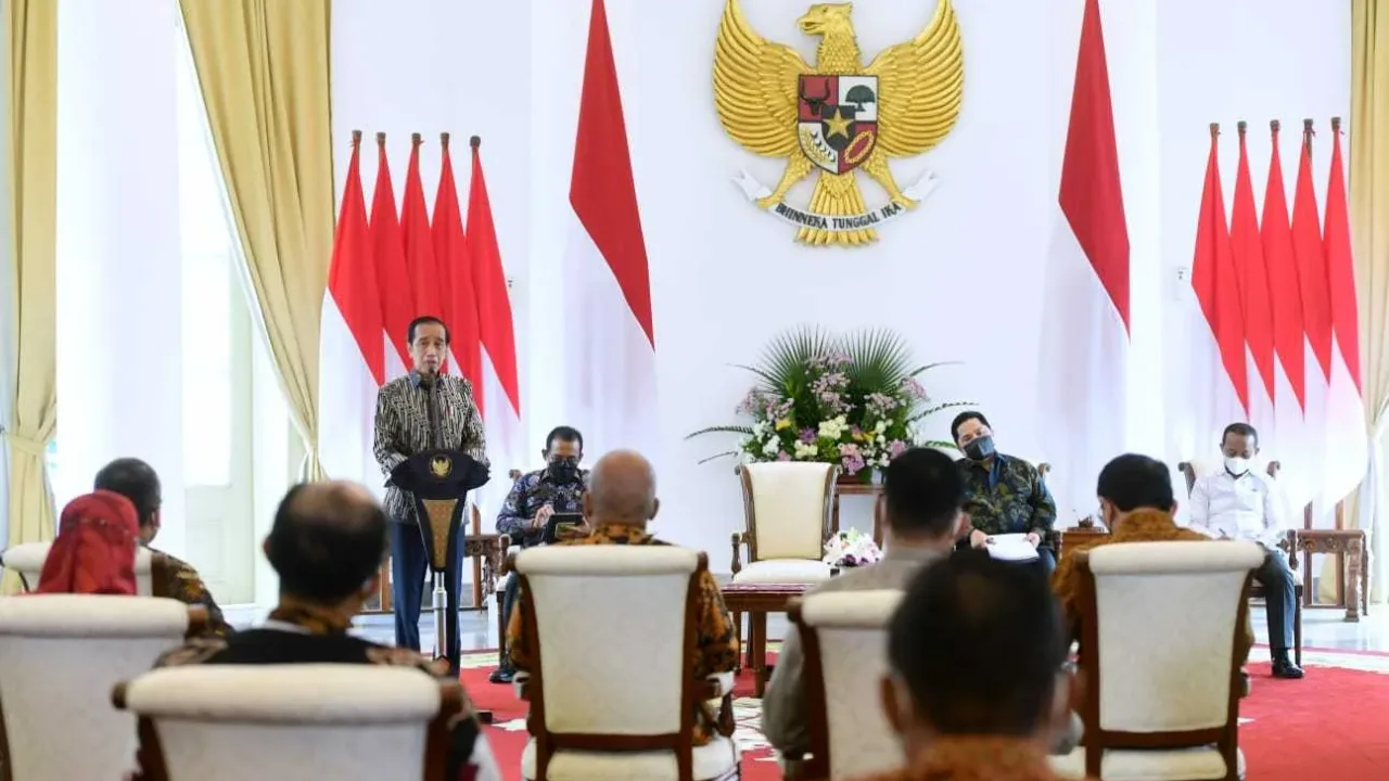 TOP…Jokowi Dorong Pertamina dan PLN Siapkan Transisi Energi