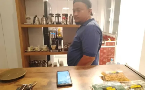 INSPIRASI…Mantan Aktivis dan Relawan Kini Buka Cafe BABELU di Tangerang