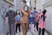 Seger...!Potret Luna Maya Blusukan Jadi Ketua Rt Di Jakarta
