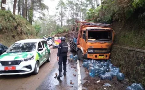 SIKAT…Membahayakan dan Merugikan Negara, Truk ODOL Diminta Ditertibkan