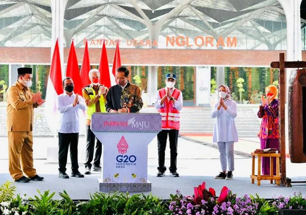 Presiden Jokowi Resmikan Bandara Ngloram di Blora