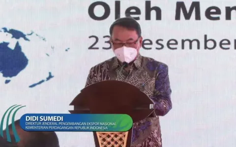 MENTERI PERDAGANGAN M. LUTFI MELEPAS LANGSUNG EKSPOR TEMPE ARUMIA KE JEPANG