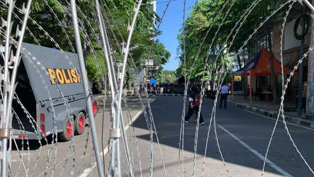 Pa 212 Soal Polisi Halangi Massa Di Patung Kuda