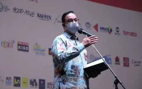 Anies Punya Program Baru di YouTube