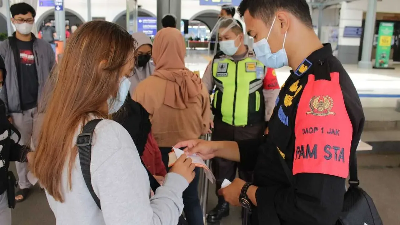 GITU DONG…Tarif Rapid Test Antigen di Stasiun Turun, Berikut Jam Operasionalnya