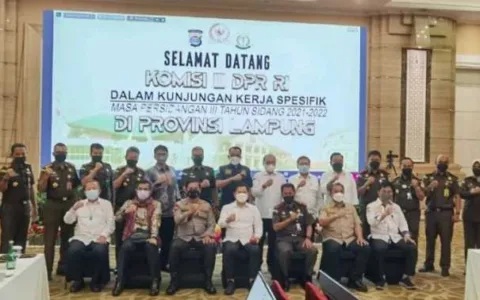 Komisi III DPR RI Kunjungi Kejati Lampung dan Kapolda