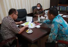 Wamen PDTT Bahas Pembangunan Jalan dan Jembatan Berama Bupati Seluma