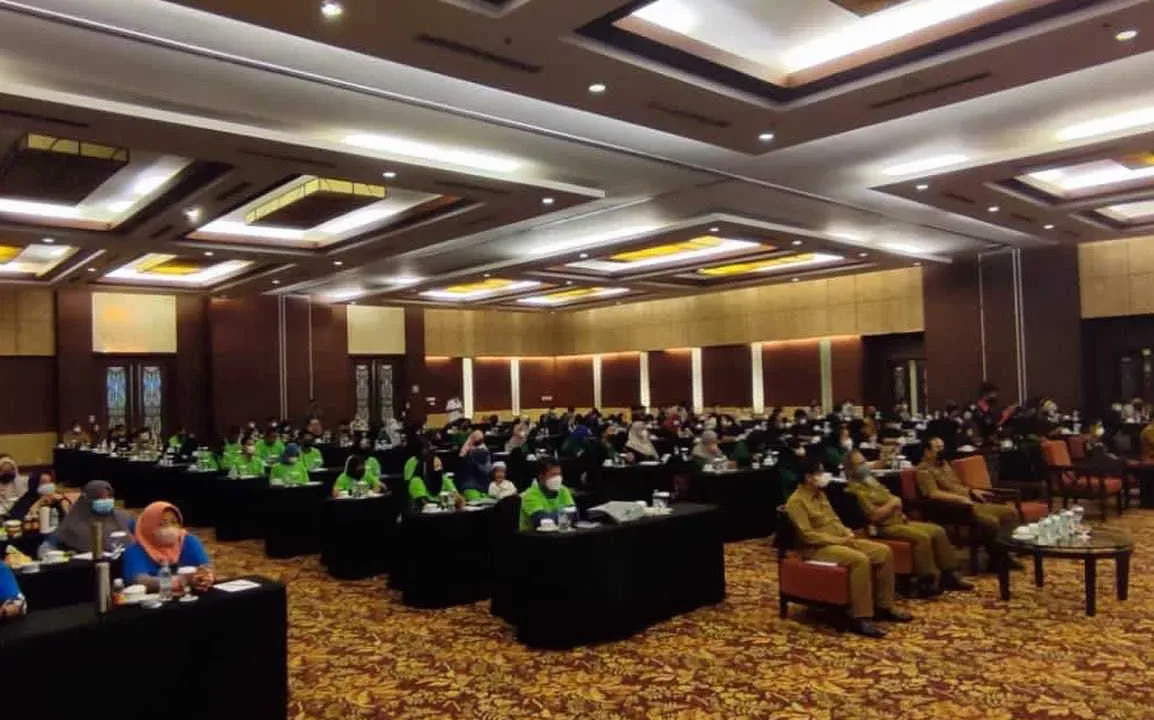 Anngota Komisi VII DPR RI Gelar Bimtek Wirausaha Baru di Kalteng