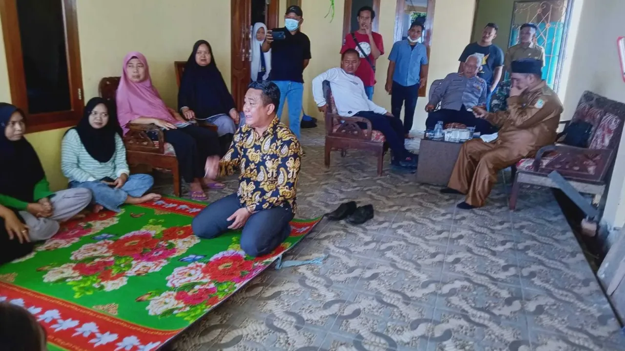 Prahara Medsos,Kades Setialaksana, Warganya Salah Ucap Di Medsos