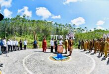 Presiden Satukan Tanah Dan Air Di Titik Nol Ikn