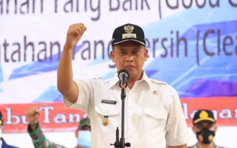 Plt Walkot Deklarasi Komitmen Bersama: Anti Korupsi Di Kecamatan Rawa Lumbu,