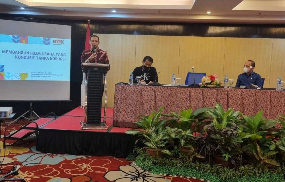 Pengusaha Itu Berani Tanding Bukan Bersanding