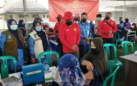 Gebyar Vaksinasi Binda Banten Diserebu Warga