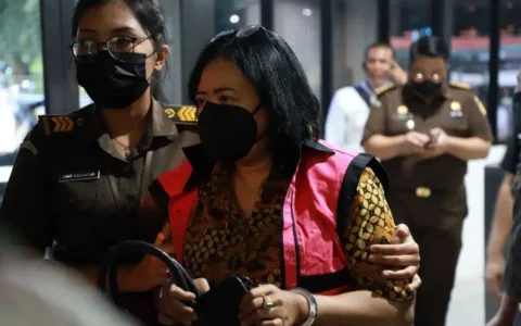 Kejagung Tetapkan Eks Dirut PT Taspen Jadi Tersangka