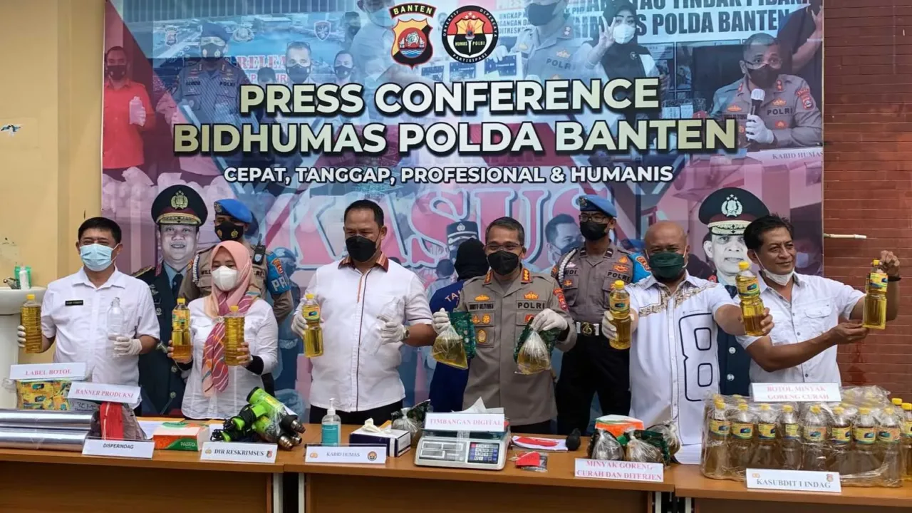 Polda Banten Berhasil Bongkar Mafia Minyak Goreng Curah Dalam Kemasan