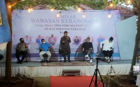Kholid Ismail Berikan Wejengan Pelajar Pakuhaji Guna Ciptakan Generasi Unggul