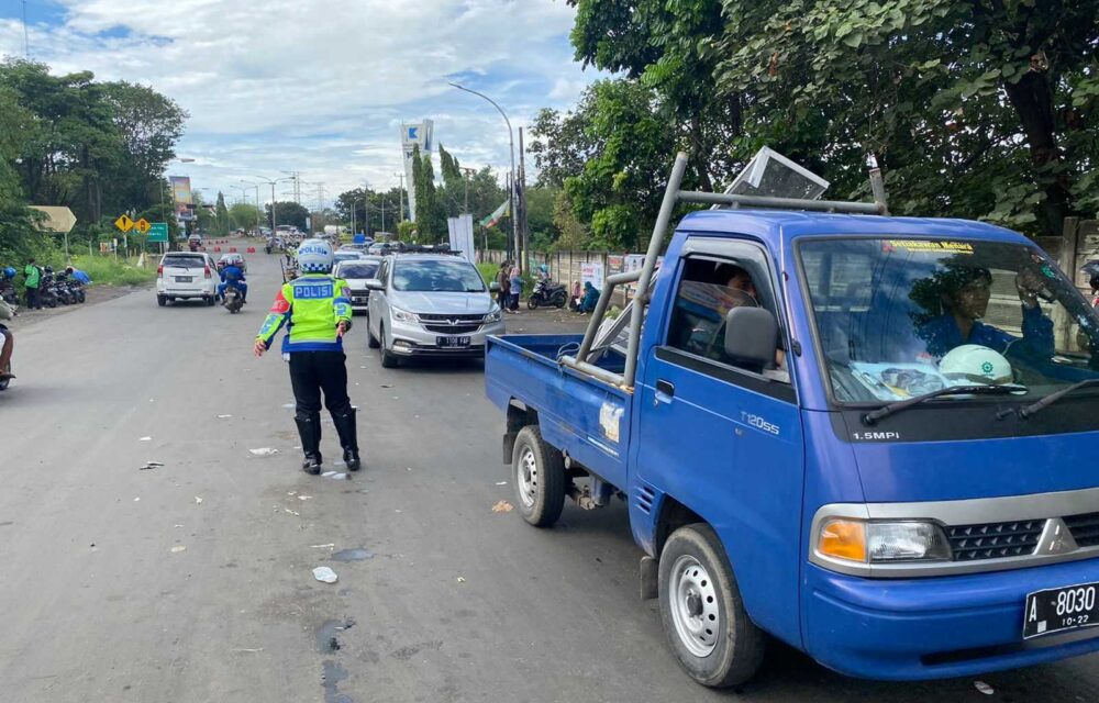Kabid Humas Polda Banten Update Kepadatan Kendaraan Dan Jumlah Penumpang Di Pelabuhan Merak