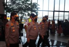 Kapolda Banten Dampingi Wakapolri Tinjau Pelabuhan Merak Cek Kesiapan Pengamanan Dan Prokes