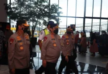 Kapolda Banten Dampingi Wakapolri Tinjau Pelabuhan Merak Cek Kesiapan Pengamanan dan Prokes