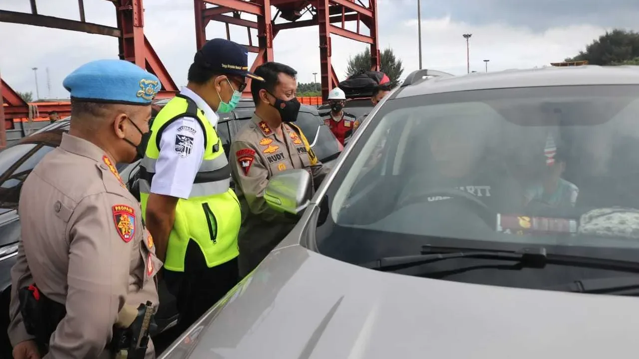 Kapolda Banten Lepas Kendaraan Pertama Masuk ke Armada Mutiara Perindo VII