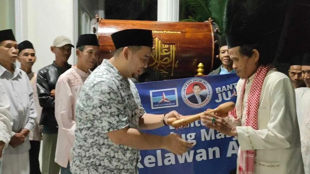 Semarakan Idul Fitri, Relawan AHY Berikan Bantuan Bedug Untuk Masjid di Banten