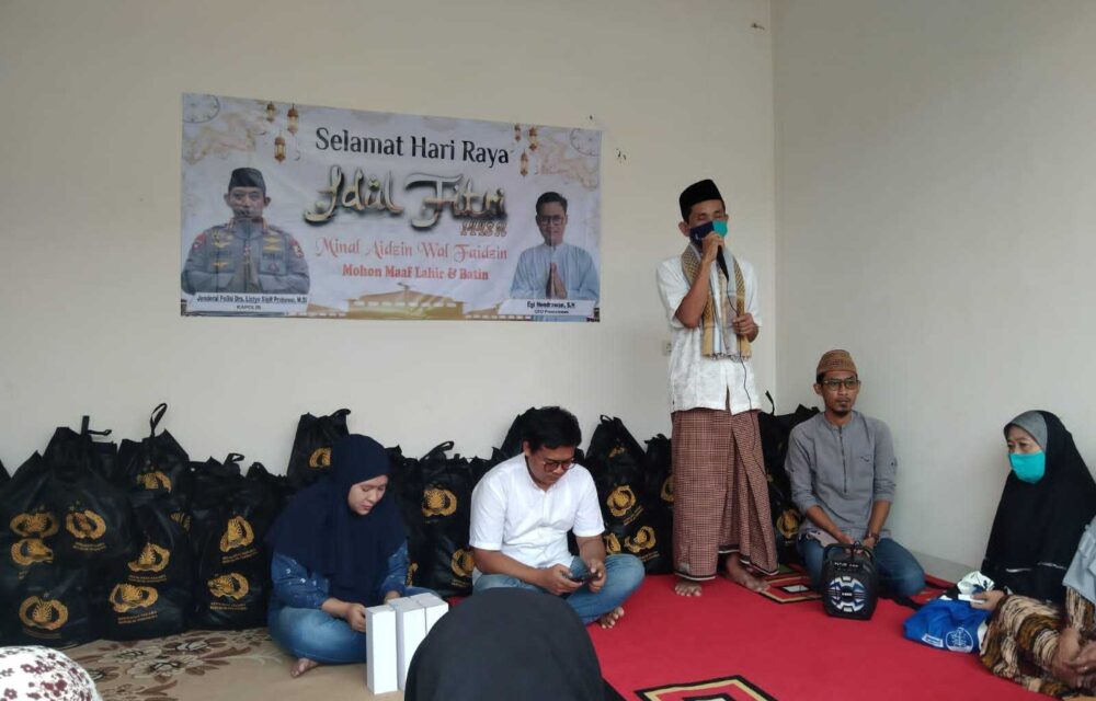 Mantap...!Kapolri Dan Aktivis Rutin Bagikan Ratusan Sembako Saat Ramadhan Di Banten