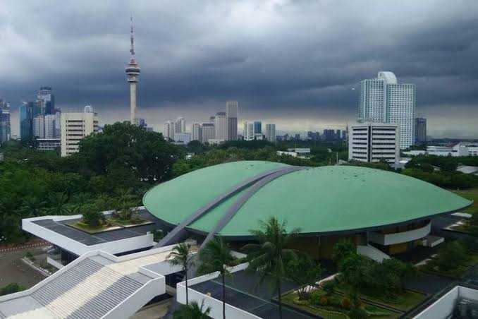 Dpr Sambut Baik Imbauan Kapolri Soal Wfh, Begini Alasannya