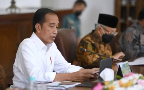 Pemerintah Longgarkan Kebijakan Pemakaian Masker bagi Masyarakat