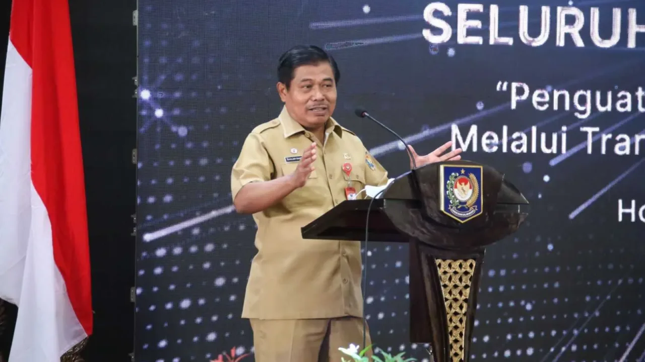 Buka Rakernas Forsesdasi, Sekjen Kemendagri Ingatkan Aparatur mengenai Tugas Pelayanan