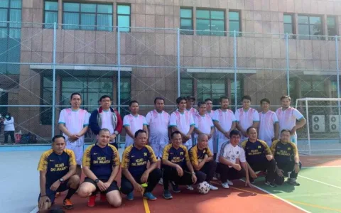 ISTIMEWA…Saat Futsal Kejati DKI Jakarta dan Forwaka Kompak